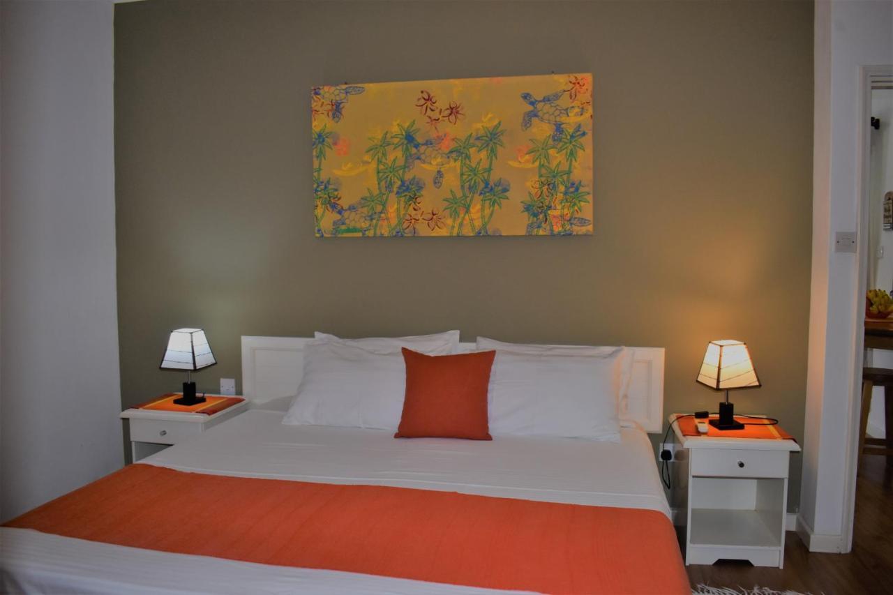 Sunbird Bungalow Anse Boileau Екстер'єр фото